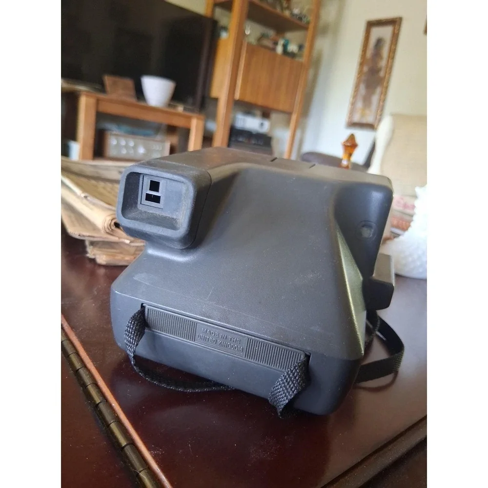 Polaroid OneStep CloseUp 600 Instant Film Camera Gray with Case Vintage Flash